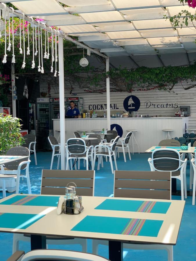 Cocktail & Dreams - 3* Sarandë
