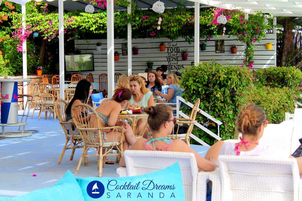Hotel Cocktail & Dreams -